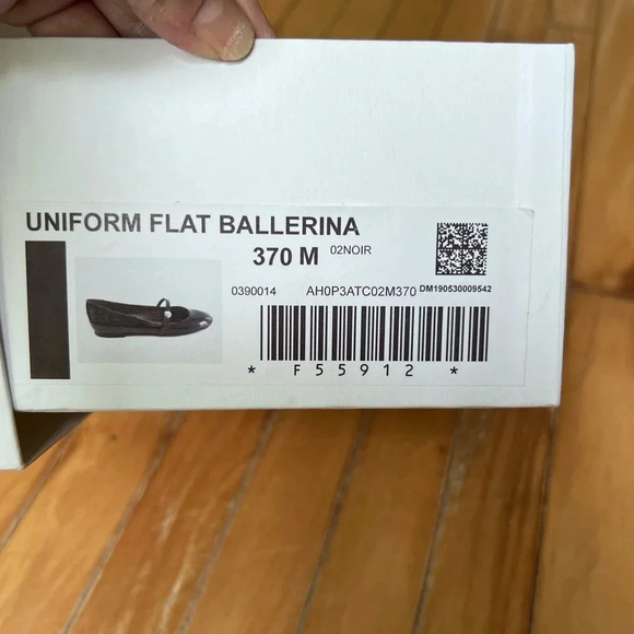 Louis Vuitton Patent Leather Mary Jane Flats – Black – Size 37 - Picture 9 of 9